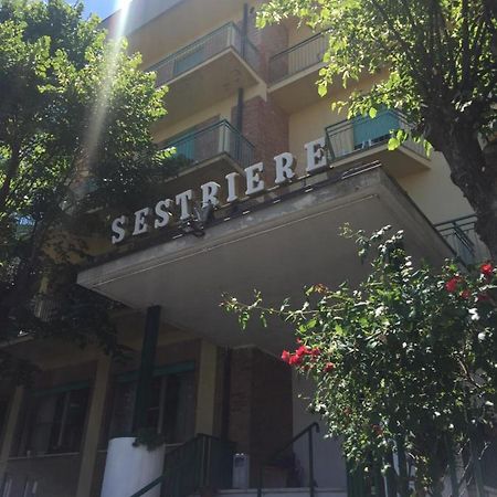 Hotel Sestriere Chianciano Terme Kültér fotó