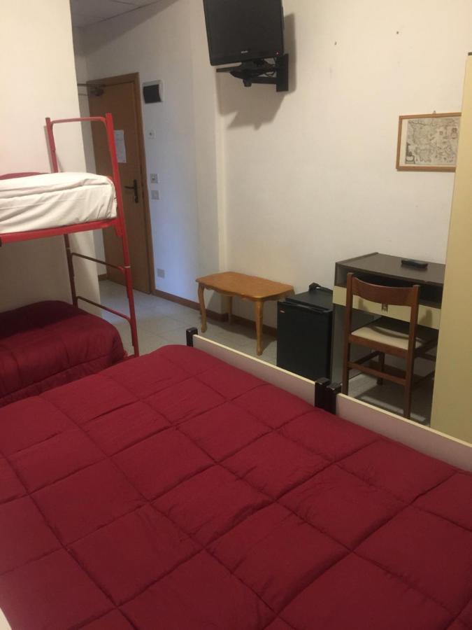Hotel Sestriere Chianciano Terme Kültér fotó